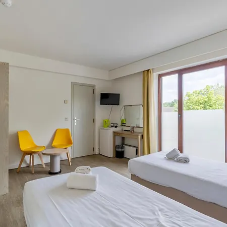Guest house In - Value Brussels South - Comfort - Twin Sint-Genesius-Rode